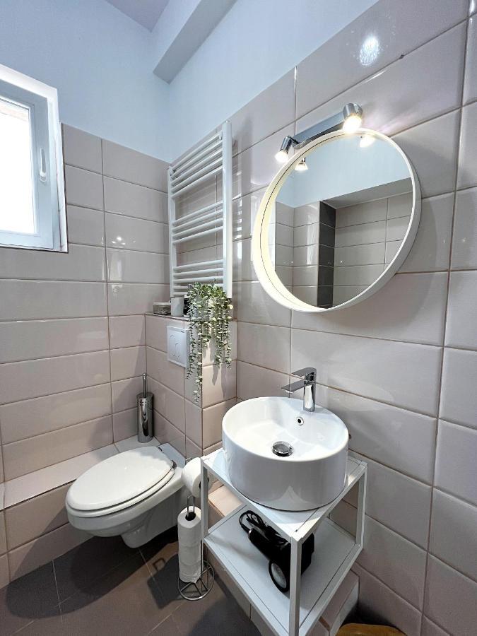 City View - Luxury Apartment - Sanador Victoriei Bucureşti Exterior foto