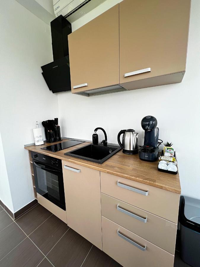City View - Luxury Apartment - Sanador Victoriei Bucureşti Exterior foto